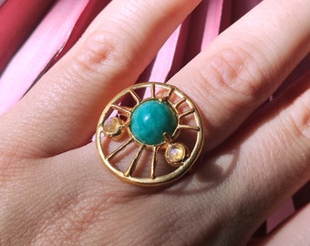 Orbita ring in 24kt gold plated 925 silver with green agate and two white labradorites - size P (UK size)