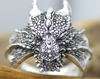 Dragon Ring for Men in Sterling Silver Amazing details new design! size 12 13