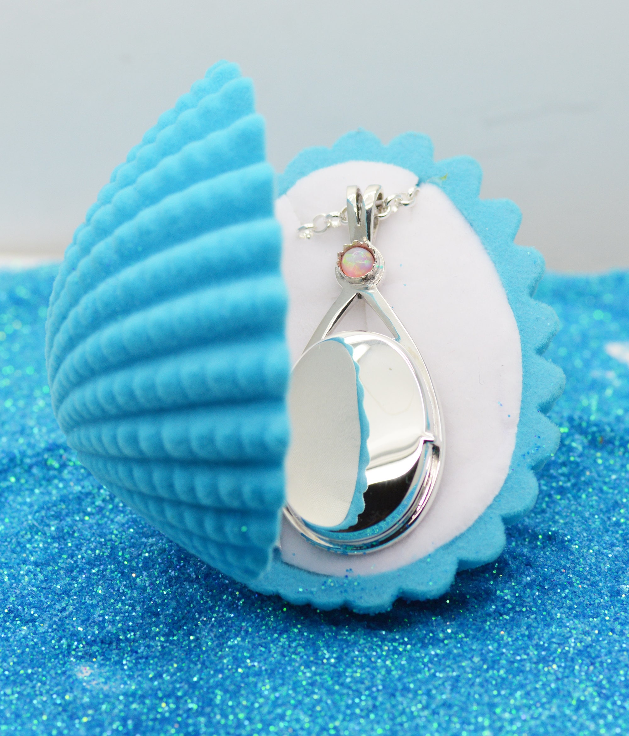 compañera de clases voluntario Acuerdo Real Size H2O Mermaid Locket 3 ondas en el colgante trasero - Etsy México compañera de clases voluntario Acuerdo Real Size H2O Mermaid Locket 3 ondas en el colgante trasero - Etsy México
