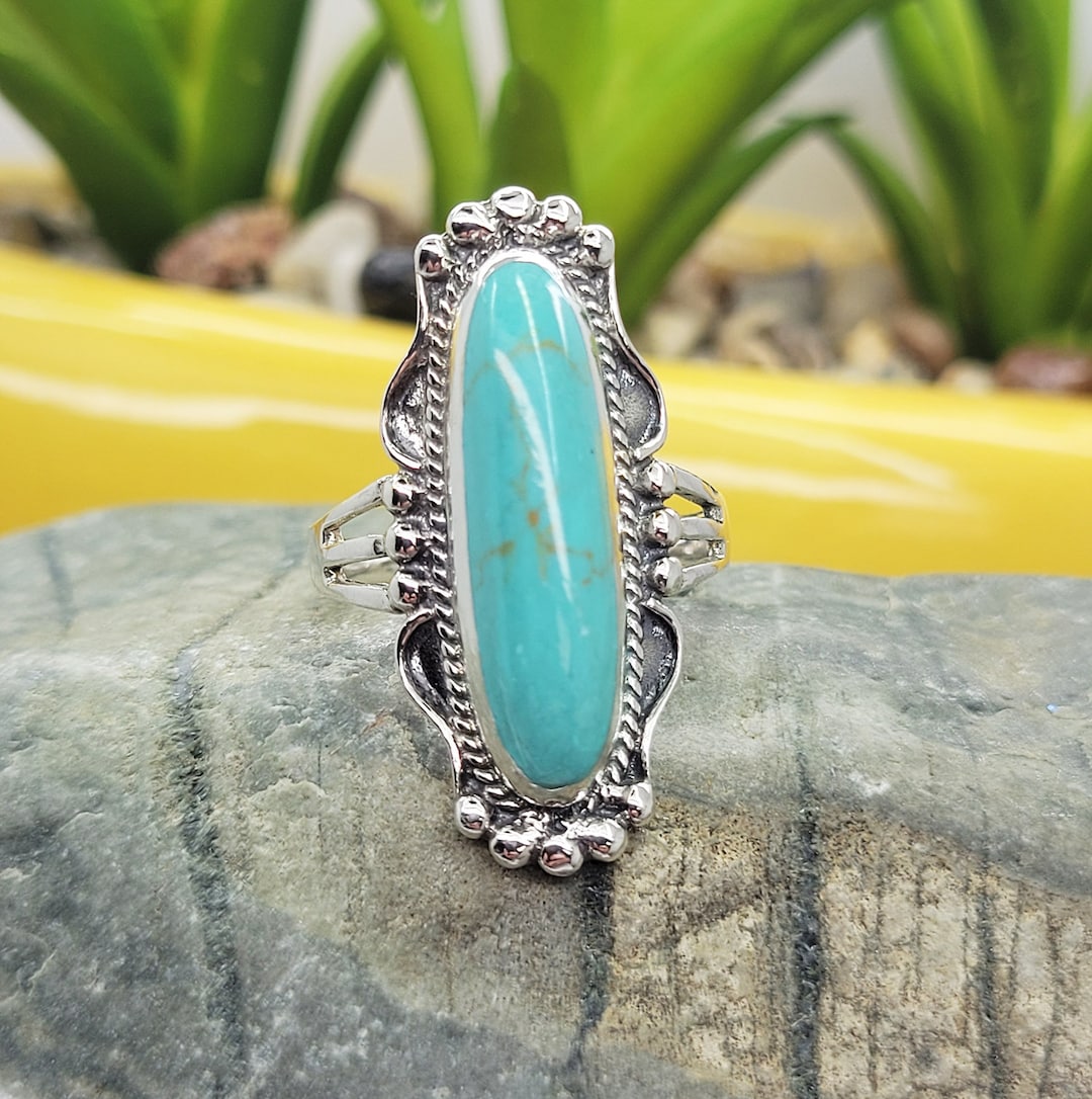 Vintage Silver Oval Turquoise Ring 925