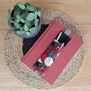 Porte stylo, Motif Ombrelles - Etui à stylo pour livre et carnet - Marque-page à élastique