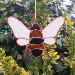 Busy Bee Suncatcher - stain glass effect - very colourful - ready to hang indoor/outdoor - garden - conservatory - window.