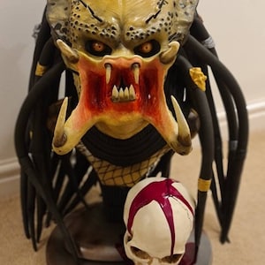 Predator 1:1 Display Bust (Lifesize) - The Predator, Alien, Alien Vs Predator