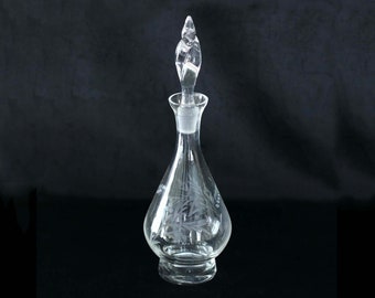 Decantador de vino antiguo de estilo vintage. Vidrio transparente soplado a mano con grabado floral. Regalo para el Día de la Madre. Regalo para inauguración de casa. Aceitera. Vinagrera.
