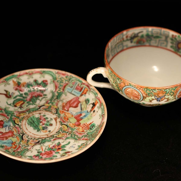 19ème siècle. (milieu des années 1800) Porcelaine d’exportation chinoise Famille Rose Médaillon tasse à thé et soucoupe Poterie asiatique Antique Collectionneur d’art asiatique