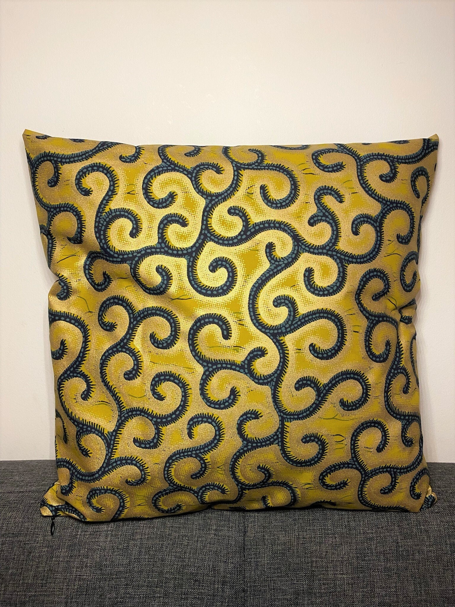 Housse de Coussin - Coton Premium Qualité Motif Conseiller/Macaroni Jaune Gris Orné Or New