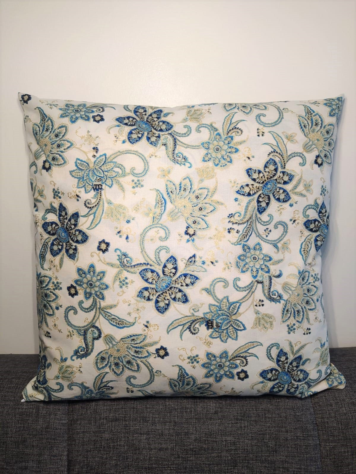 Housse de Coussin - Tissu Japonisant Fleur Bleu Or sur Blanc