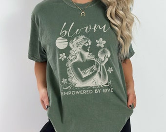 Librriancore Aphrodite griechische Göttin Hemd Göttin der Liebe Aphrodite Sirencore Hemd Aphrodite Licht Academia Blüte Tochter Geschenk Mythcore