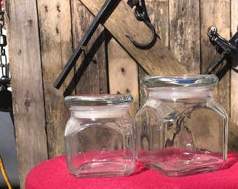 Deux plats de bonbons vintage