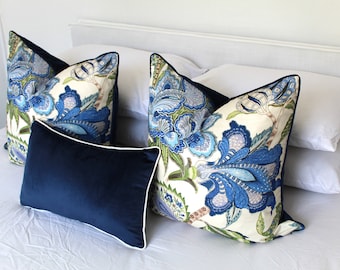 Pfau Blumenkissenbezug, P Kaufmann Jacobean Baumwolle, Navy Paspelieren, Hamptons Style, Wohnzimmerdekor, australisch hergestellt, blaue Kissen