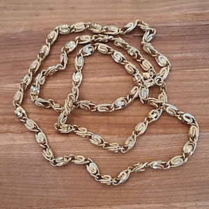 Long Chunky Hattie Carnegie Chain Necklace image 1