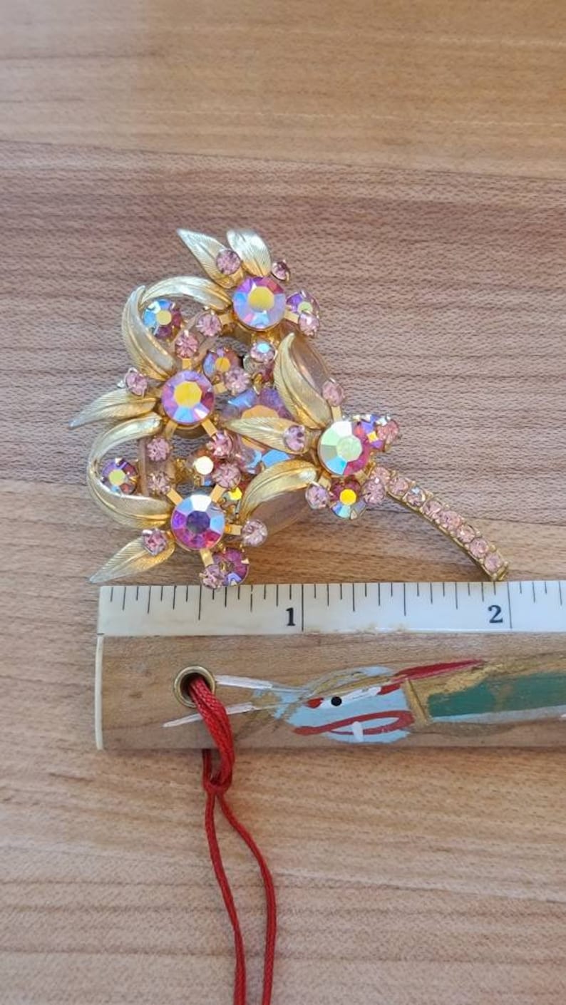 Verified Juliana Brooch in Pink and Gold Floral Bouquet Motif