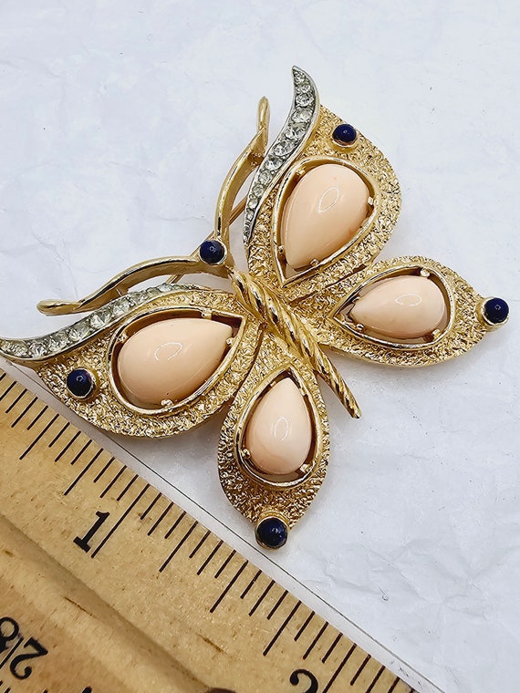 RARE Trifari Butterfly Brooch, Gold Coral and Blu… - image 9