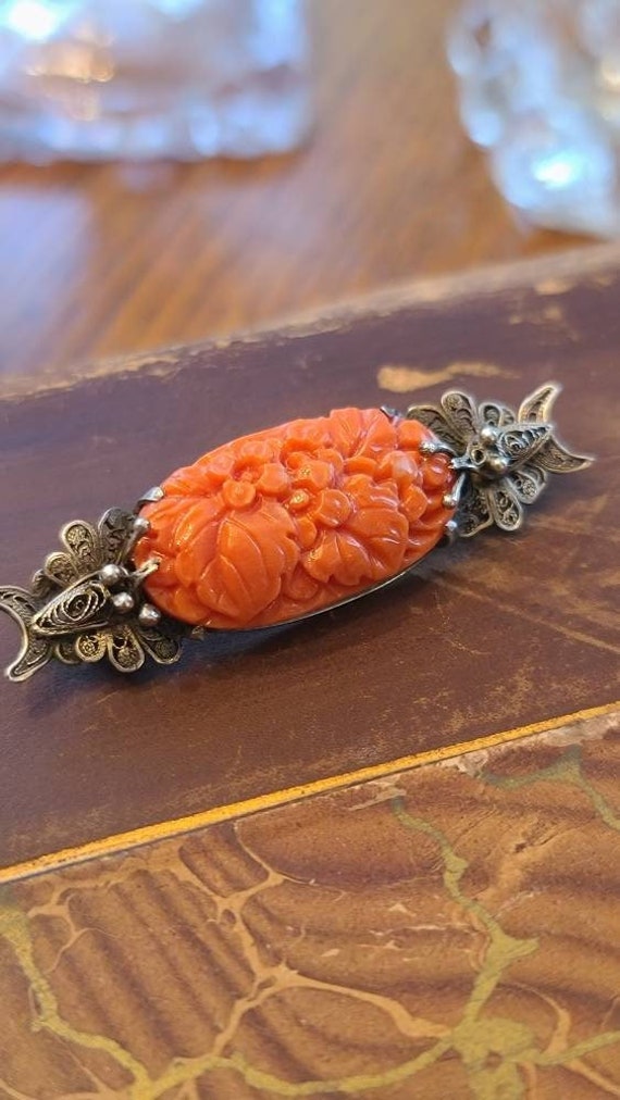Very Pretty Floral Coral Glass Brooch with Spun Si