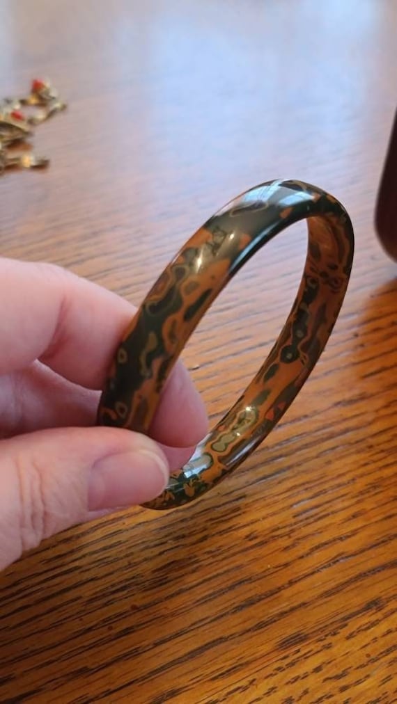 TRUE End Of Day Bakelite Bangle, RARE