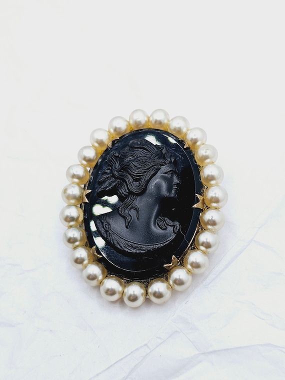 Beautiful Large Black Glass Cameo Surrounded by a 