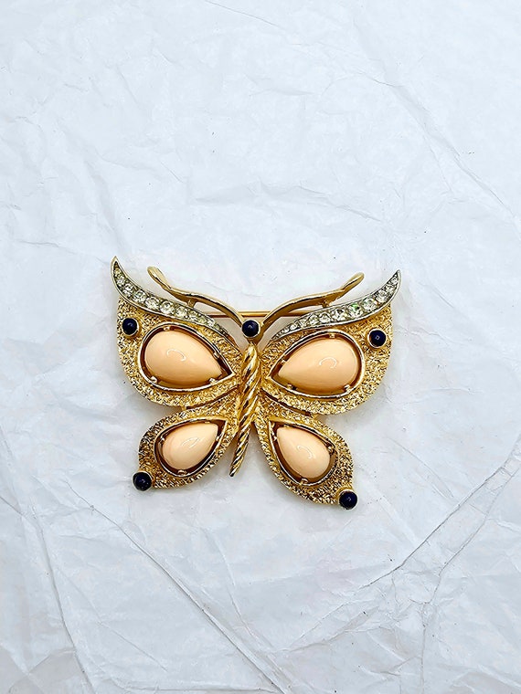 RARE Trifari Butterfly Brooch, Gold Coral and Blu… - image 1