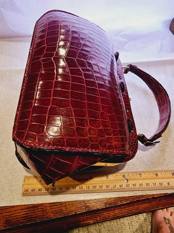 Stunning RARE Alligator Leather Handbag from Lede… - image 8