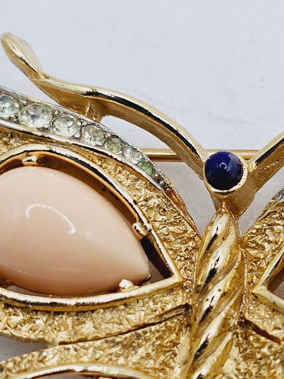 RARE Trifari Butterfly Brooch, Gold Coral and Blu… - image 7