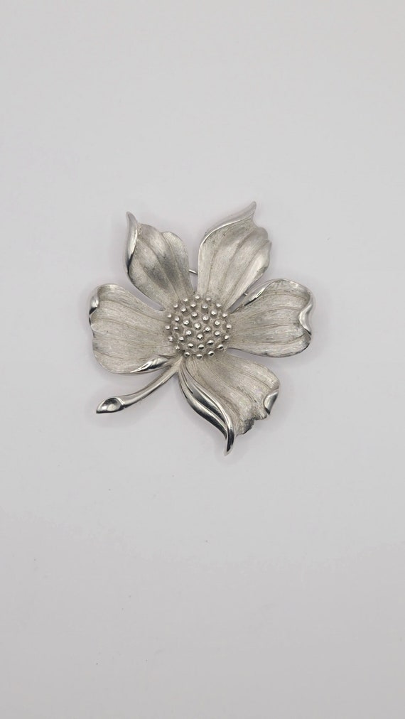 Pretty Trifari Brushed Silver Magnolia Flower Broo