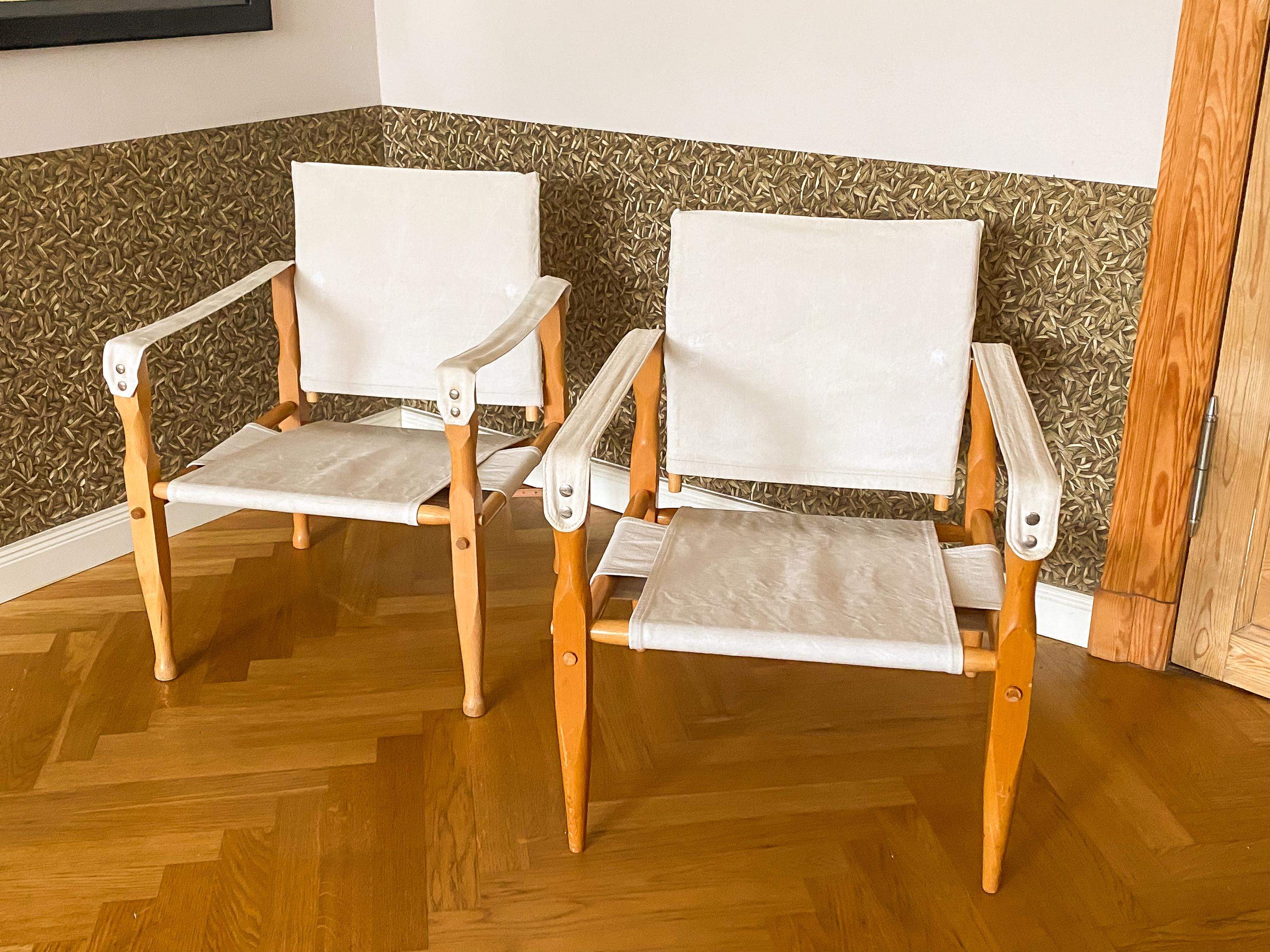 Two (1 Pair) Original Wilhelm Kienzle Natural Beech Wood, Cotton Vintage Safari Chair, 1950 in great solid condition