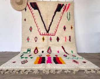 Colorful  Rug – Handmade Area Rug in Blush & Ivory | Modern Abstract Berber Carpet