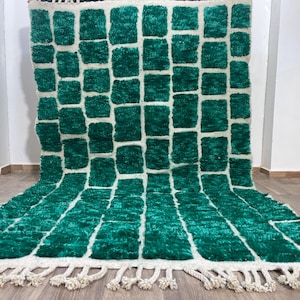 Green Moroccan Rug , Rug for living room , checkered rug, Handmade area rug, Tufted Morrocan Rug, Geometric Pattern Wool Rug