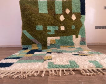 Handmade Moroccan Wool Rug, Tufted Green Moss Design, 5x8