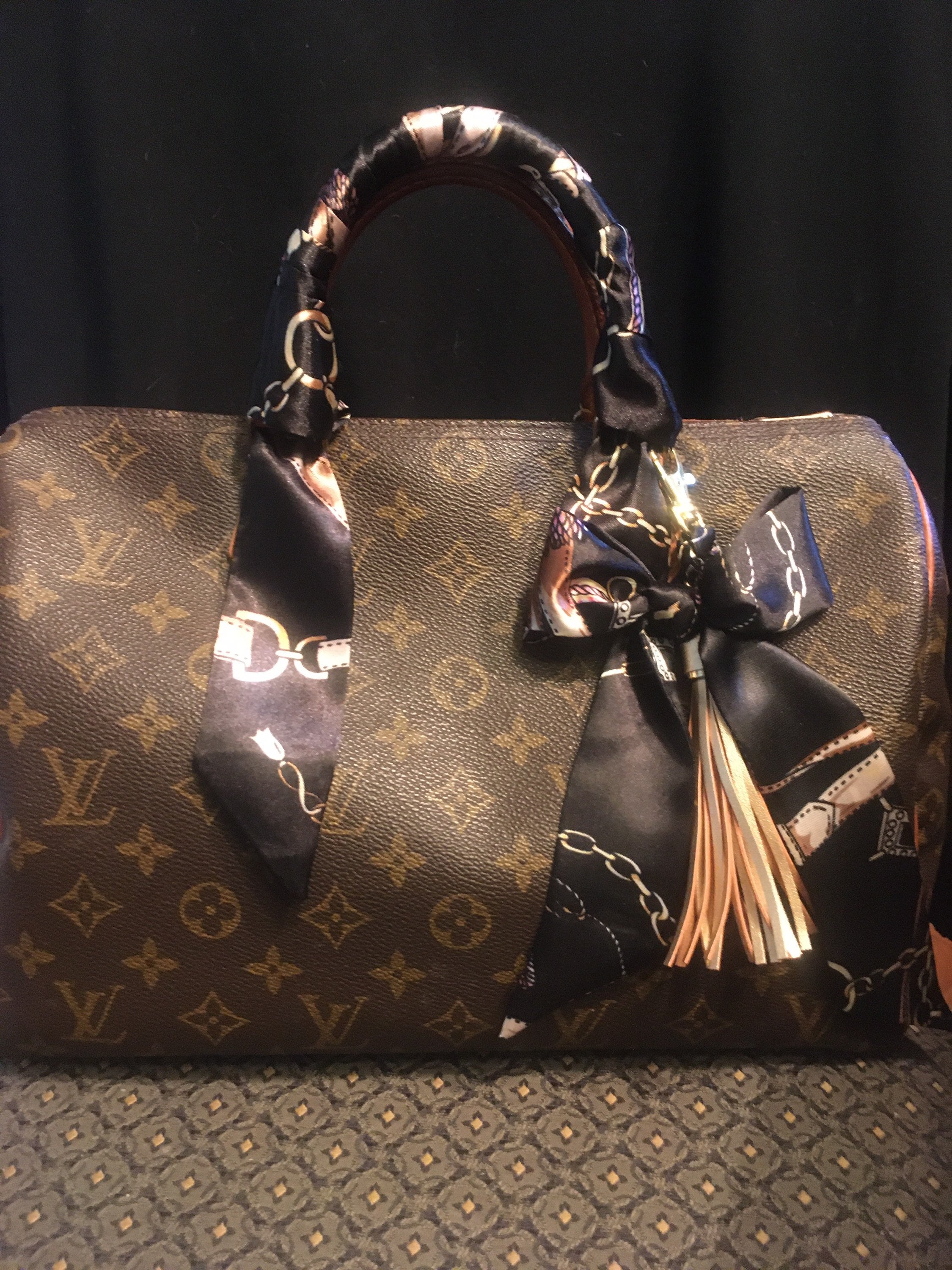 Louis Vuitton Artsy Azur 100% Authentic Comes With Silk Scarf to Wrap  Handle