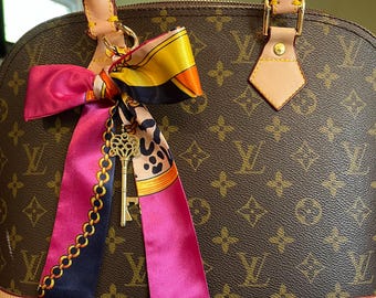 Braided Purse Scarf: Navy, Pink, Leopard Print with Gold Key Clip