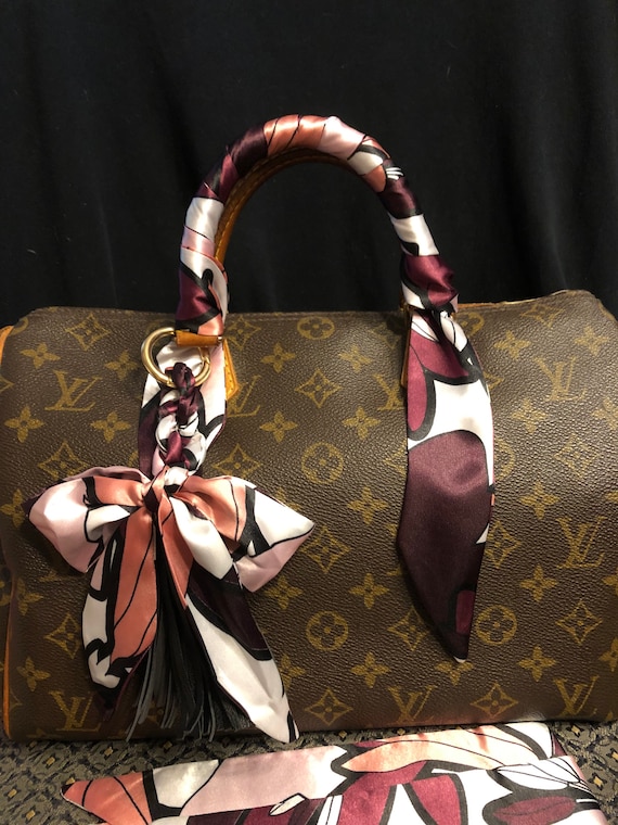 BRAIDED ON PURSE HANDLE  Purses, How to wear scarves, Purse handles