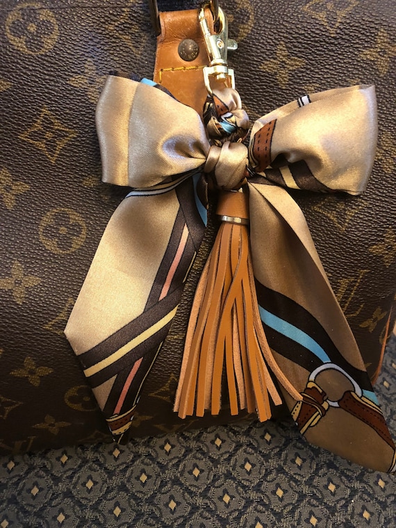 Purse braided scarf KEY charm clip tan brown blue stripe design