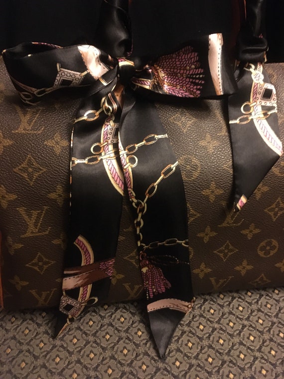 Louis vuitton online handle scarf