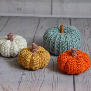 Crochet Pumpkins, Fall Decor, Pumpkin Decoration, Autumn Decoration, Pumpkins, Halloween image 3
