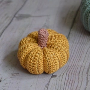 Crochet Pumpkins, Fall Decor, Pumpkin Decoration, Autumn Decoration, Pumpkins, Halloween Small mustard