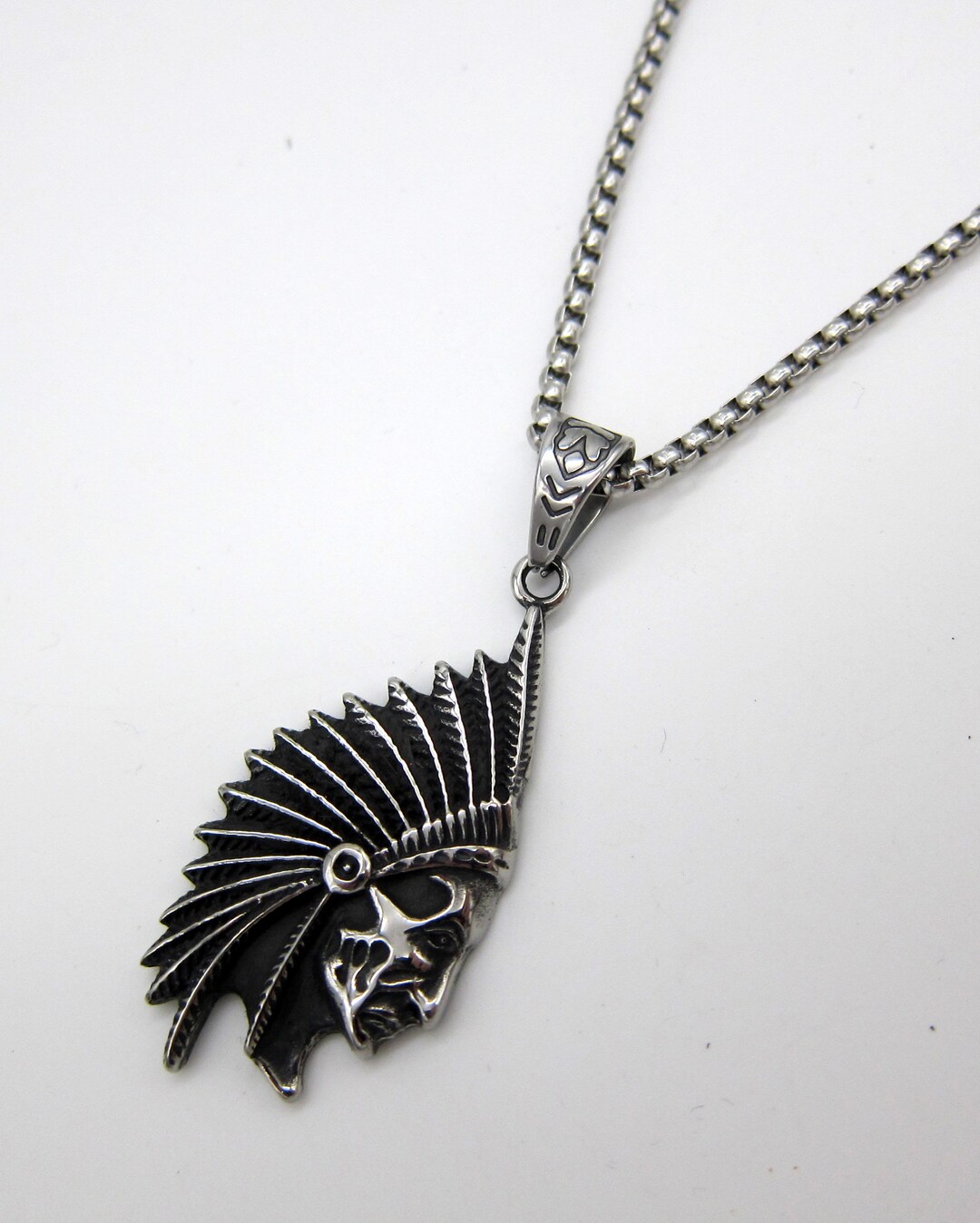 Stainless Steel Native American Design Headdress Pendant With 24