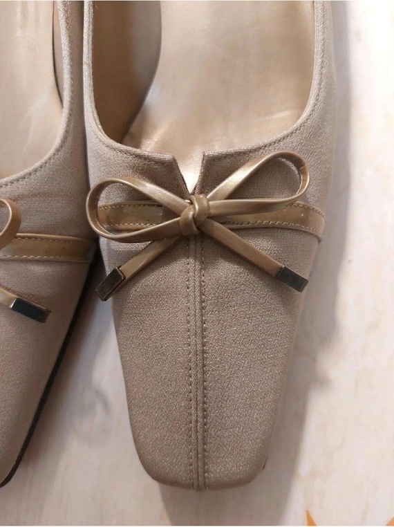 Stuart weitzman kitten heels vintage size 7 - image 3