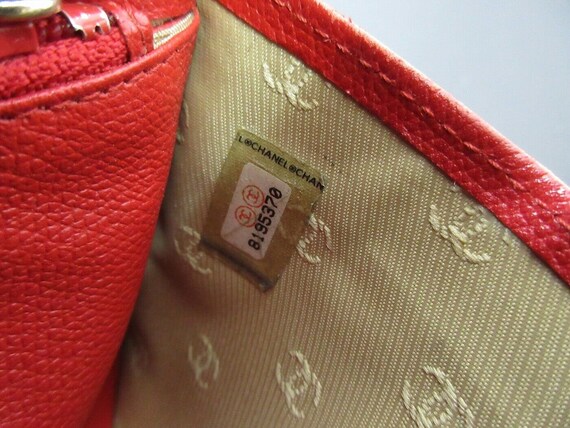 CHANEL Coco Button Bifold Wallet - image 10