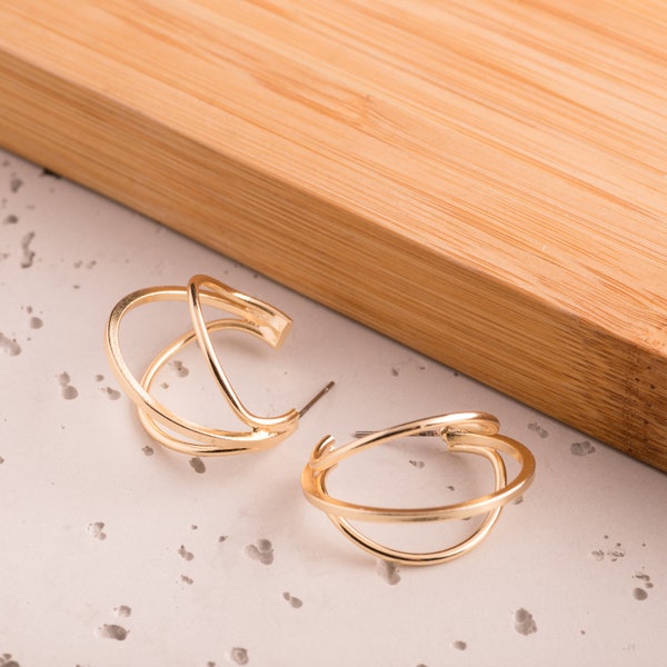 Dainty Triple Band Huggie Hoop Earrings