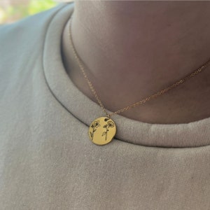 Christmas Gifts for Mom - Combined Birth Flower Necklace - Personalized Bouquet Flower Necklace - Unique Family Christmas Gifts for Her