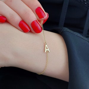Pulseira com letras personalizadas - Pulseira com inicial personalizada - Pulseira com inicial da família - Pulseira com letras - Presente para as mães - Presentes para o dia das mães