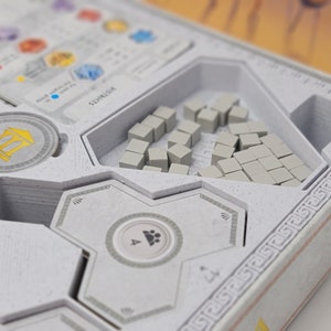 Akropolis insert / board game box organizer