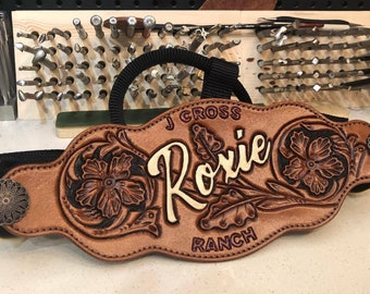 Floraler Gravur Custom Bronc Neckholder