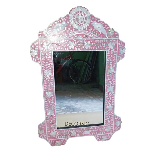 Handmade Mother of Pearl Inlay Pink Scalloped Mirror Frame  display picture 3