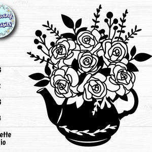 Puede incluir: Silueta negra de una tetera llena de un ramo de rosas. La tetera tiene un asa y un pico. Las rosas están dispuestas en un racimo y tienen un diseño detallado.