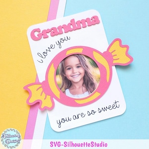 おばあちゃんフォトフレームカードSVG、母の日のSVGファイル、おばあちゃんのSVGデザイン、母の日カードSVG、クリカットとシルエット用のSVGファイル