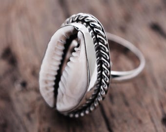 Handmade Sterling Silver Cowrie Shell Ring: Minimalist Sea Jewelry
