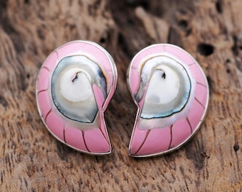 Sterlingzilveren nautilusoorbellen: roze boho-sieraden