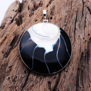 Handmade Round Black Nautilus Shell Pendant - 925 Sterling Silver Unique Gift Necklace - Ocean Jewelry