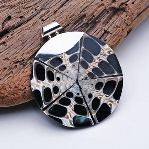 Handmade Muschel Anhänger 925 Sterling Silber | Boho Ozean Schmuck | Einzigartige Strand Halskette | Geschenk für Frauen | Natürlicher Meeresschatz